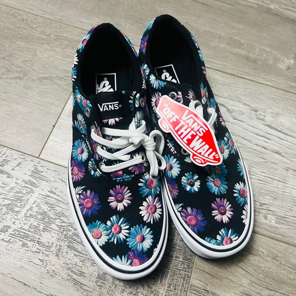 Vans Doheny Sneakers - Women's 8.5 - Picture 4 of 8